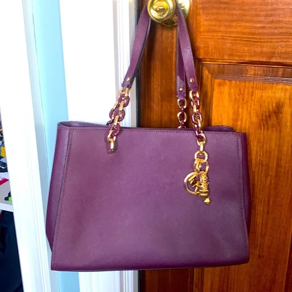 Michael kors beautiful purple bag - Picture 3 of 5